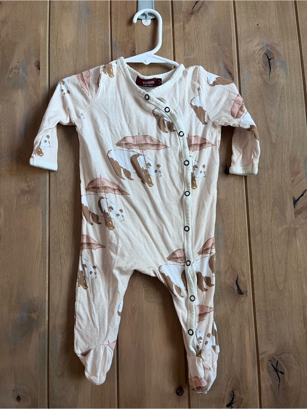 Milkbarn Beige Footed Onesie with Bear & Umbrella Print (0-3 mon) w/ burp cloth